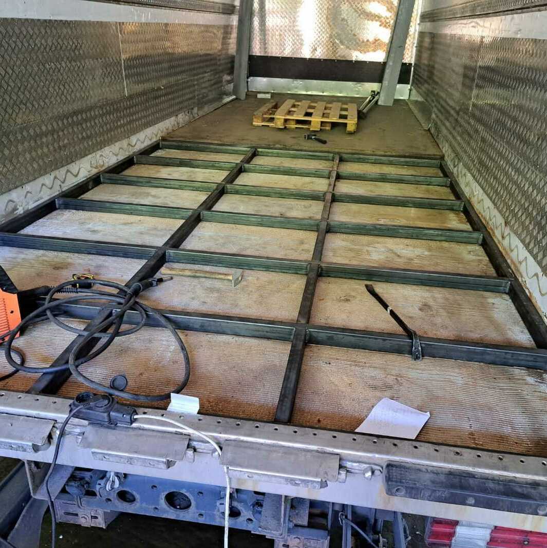 Ремонт пола, переварка основания в автофургоне Ремонт пола в фургоне